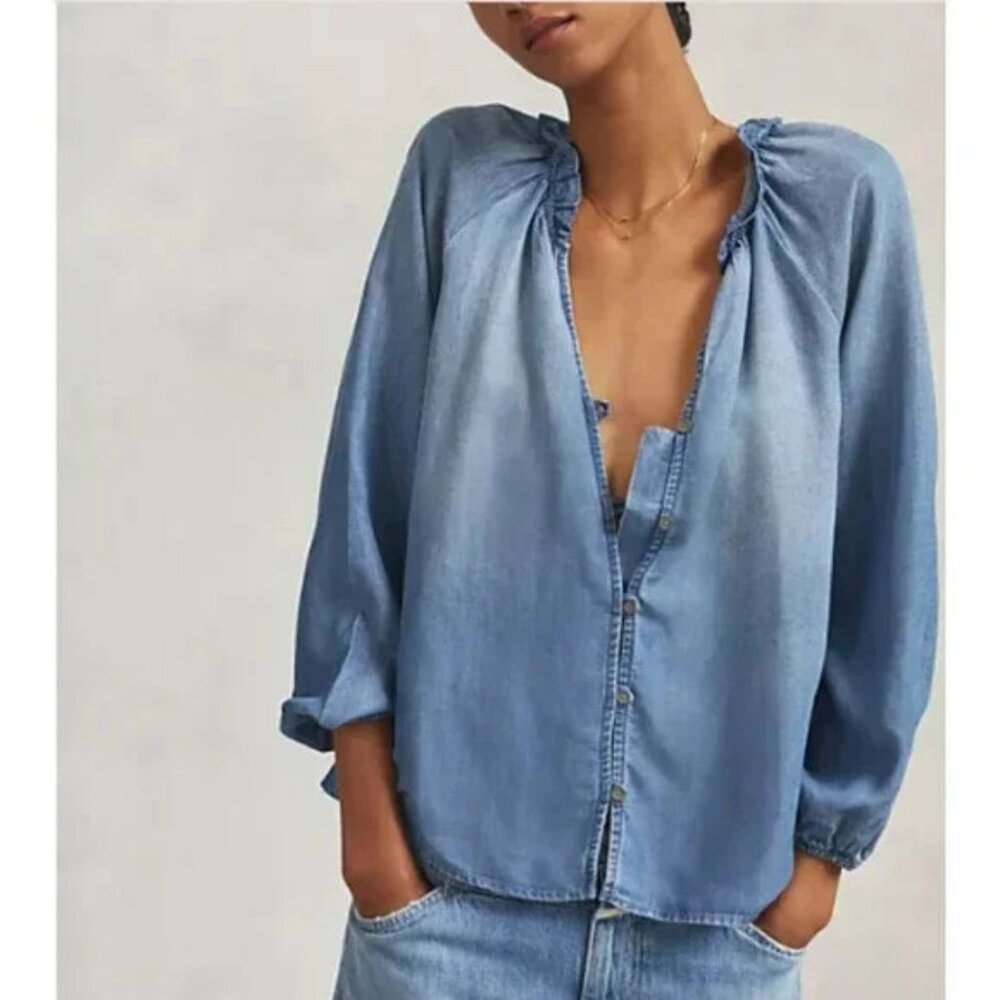 Cloth & Stone X Anthropologie Long Sleeved Buttoned Front Denim Blouse